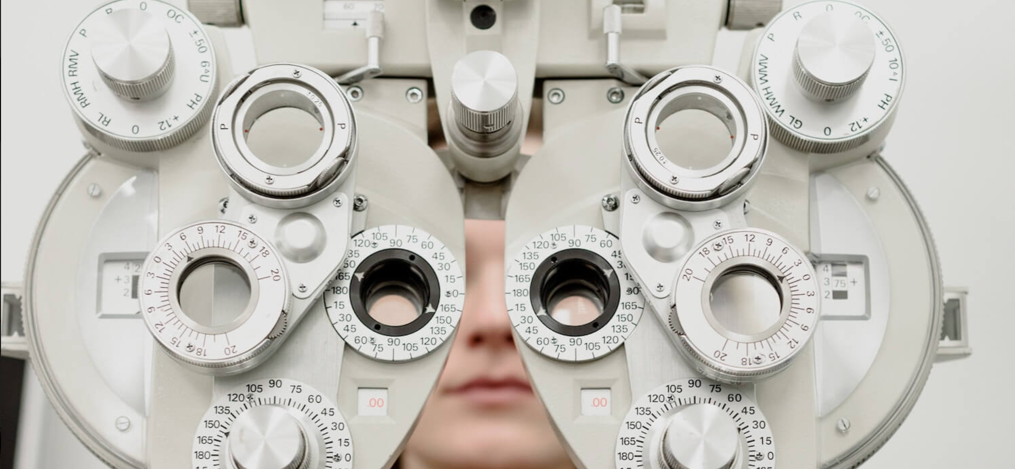 Bannière Comment devenir opticien engagé en 2022